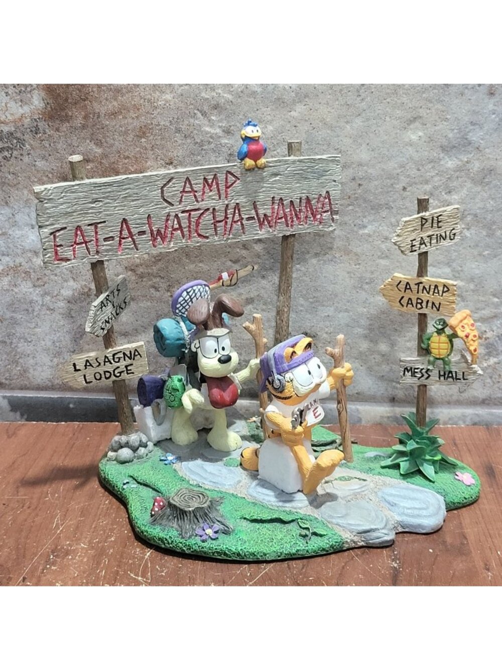 Garfield Camp Eat A Whatcha Wanna Danbury Mint Figurine 1993